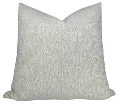 Inverse Scalloped Woven Pillow Cover in Natural