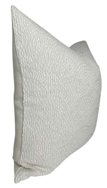 Inverse Scalloped Woven Pillow Cover in Natural
